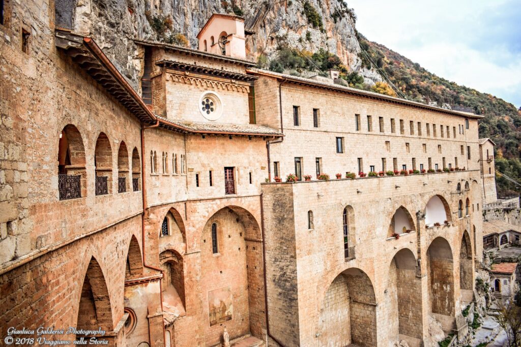 Luoghi da vedere: Monastero di San Benedetto